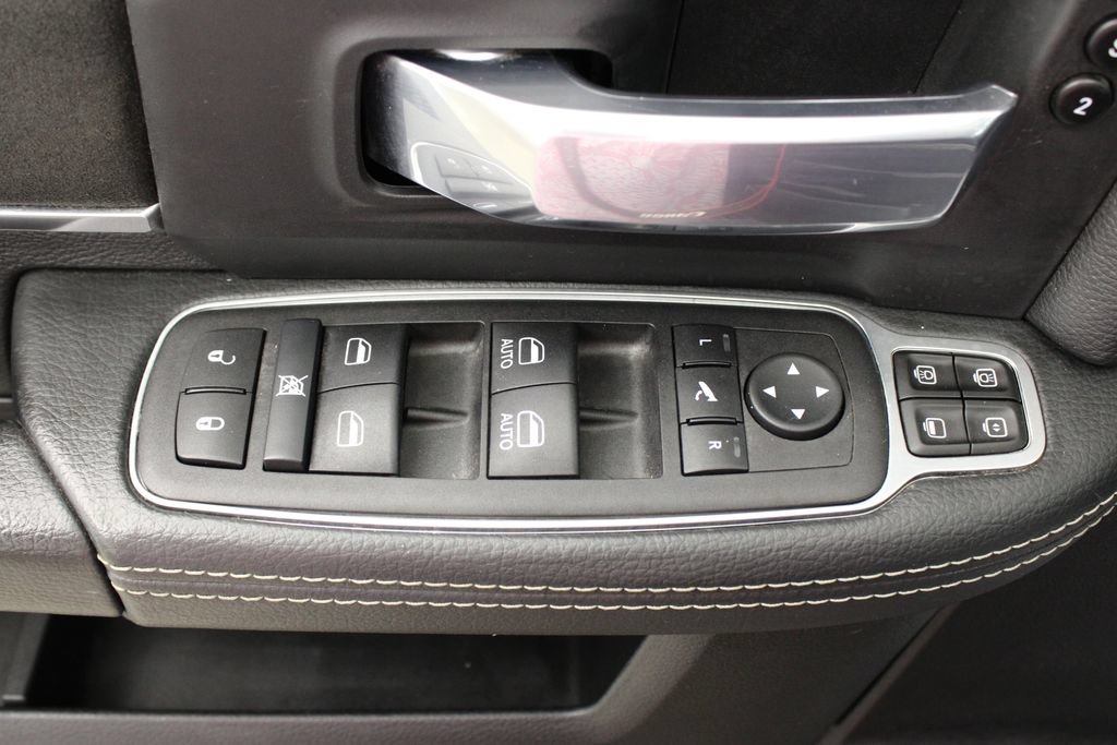 Used 2024 RAM 2500 Laramie w/ Safety Group AWD/4WD image 18