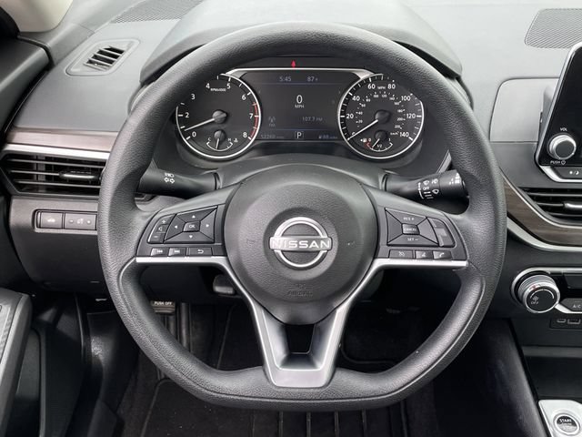 Used 2024 Nissan Altima 2.5 SV FWD image 12