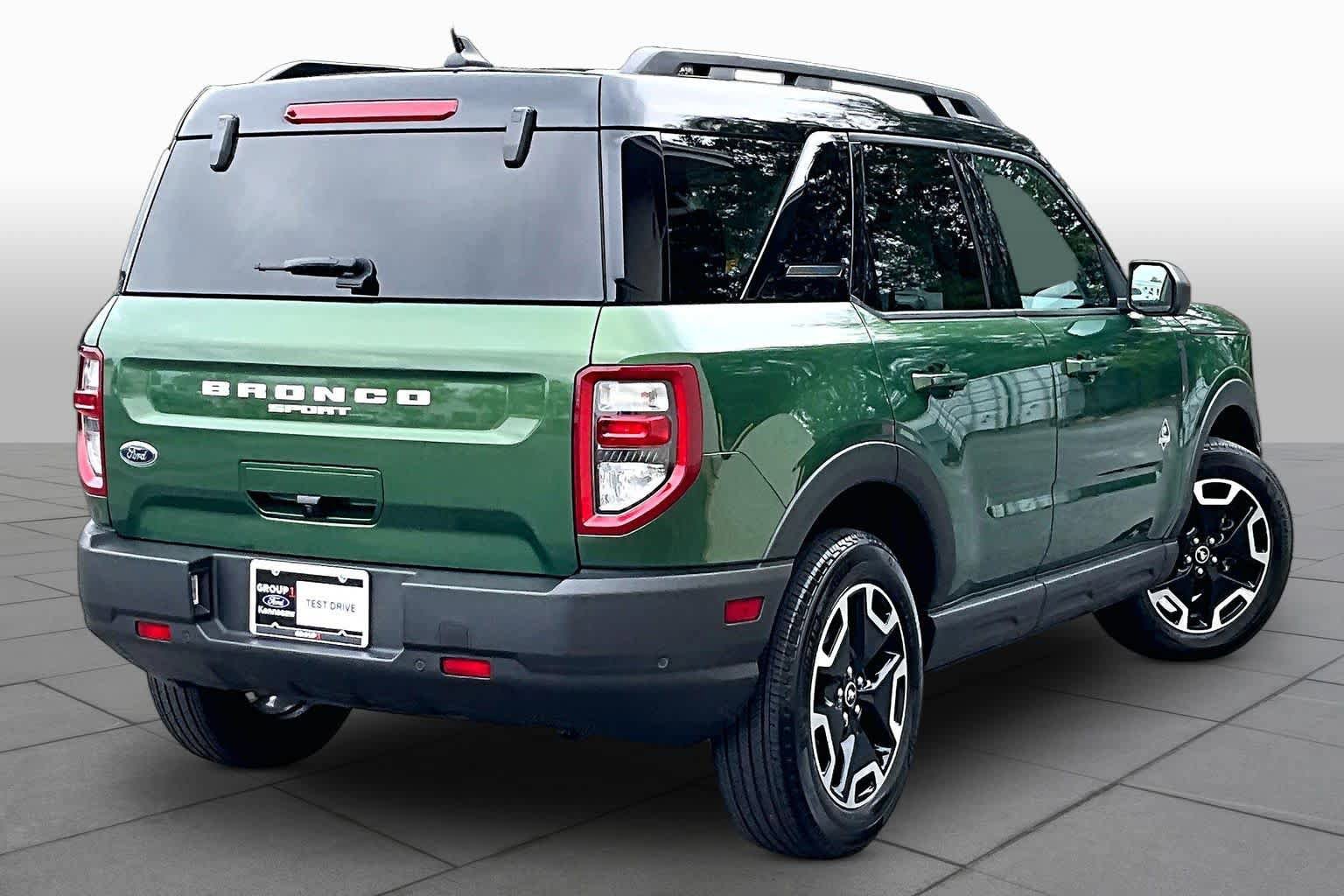 Used 2024 Ford Bronco Sport Outer Banks AWD/4WD image 13