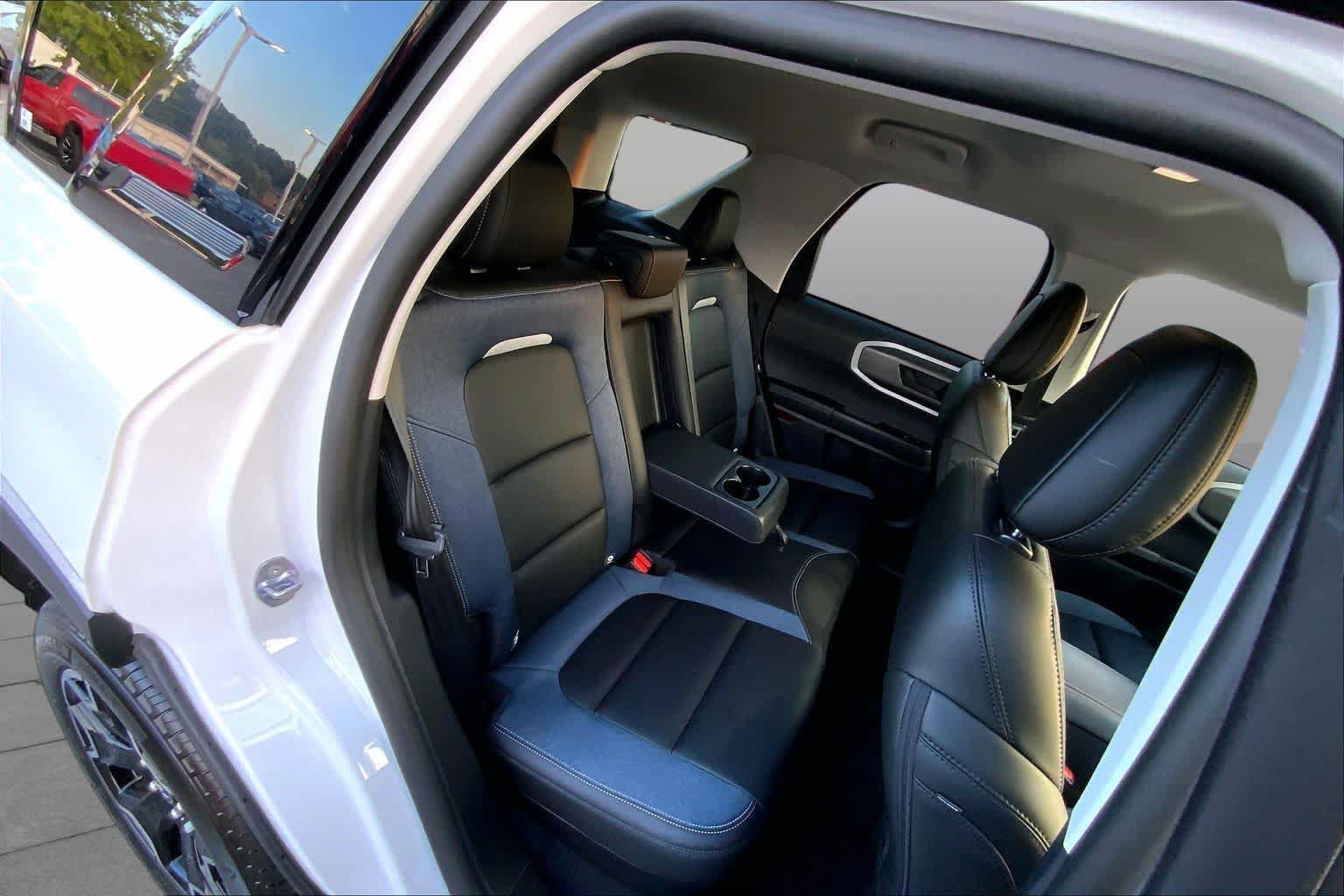 Used 2025 Ford Bronco Sport Outer Banks w/ Outer Banks Tech Package+ AWD/4WD image 17
