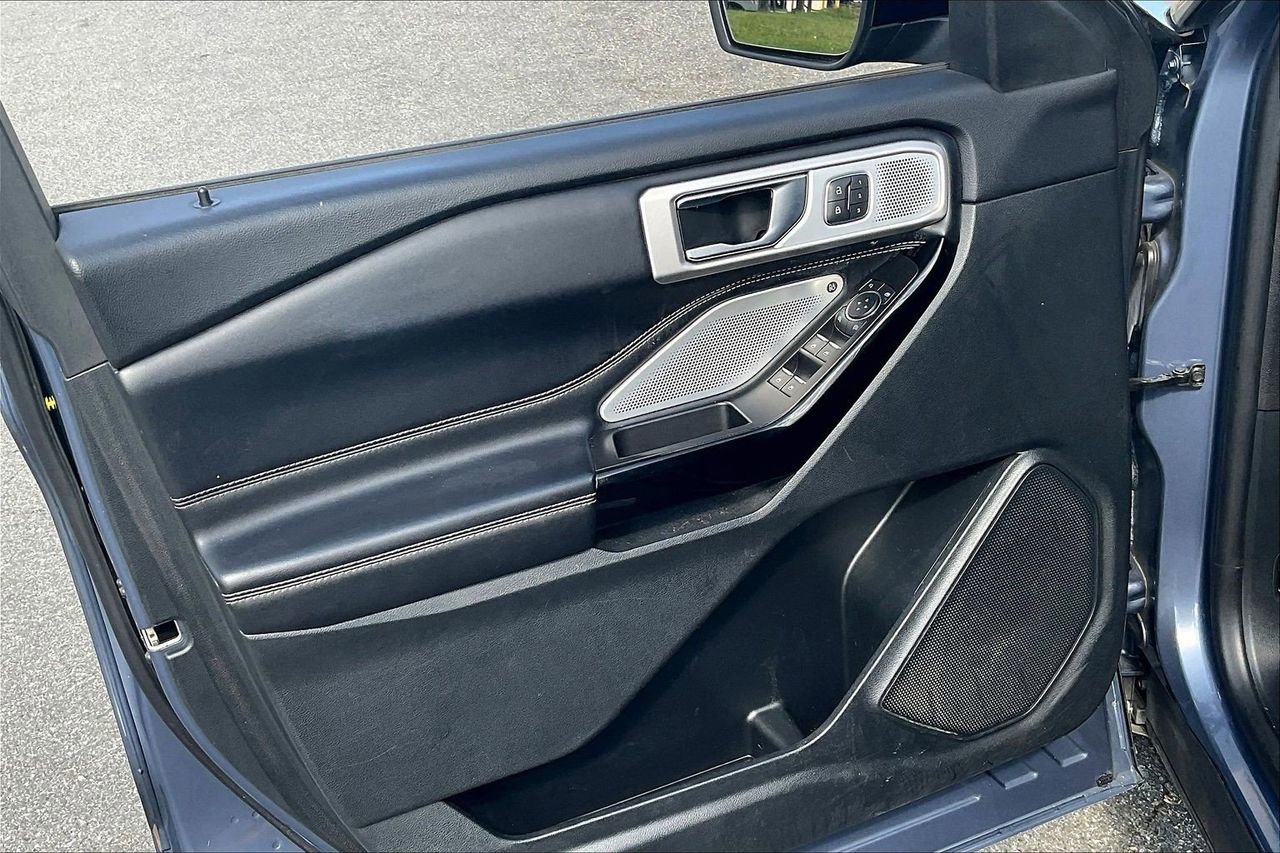 Used 2021 Ford Explorer ST w/ Equipment Group 401A image 29