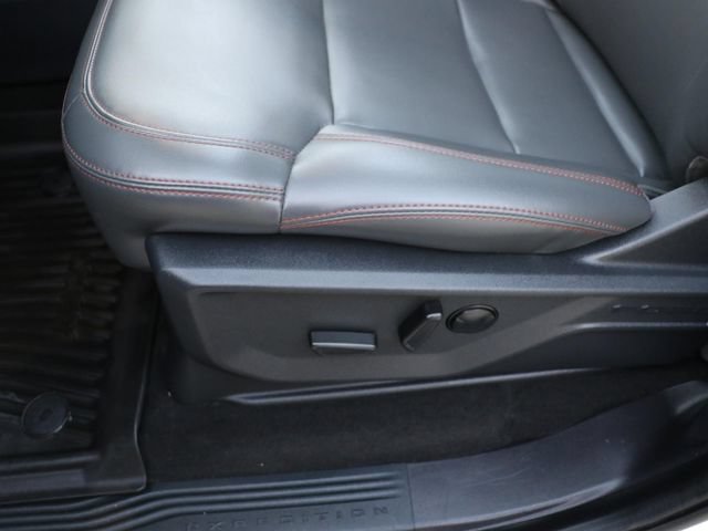 Used 2025 Ford Expedition Max Active AWD/4WD image 21