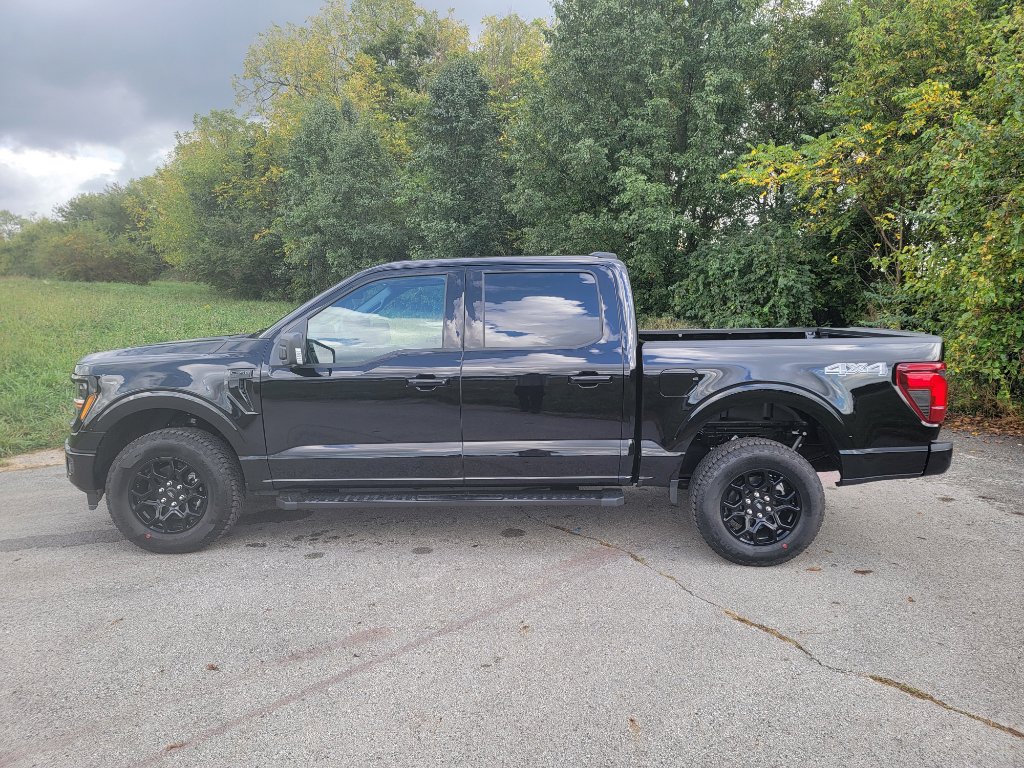 New 2025 Ford F150 XLT image 8