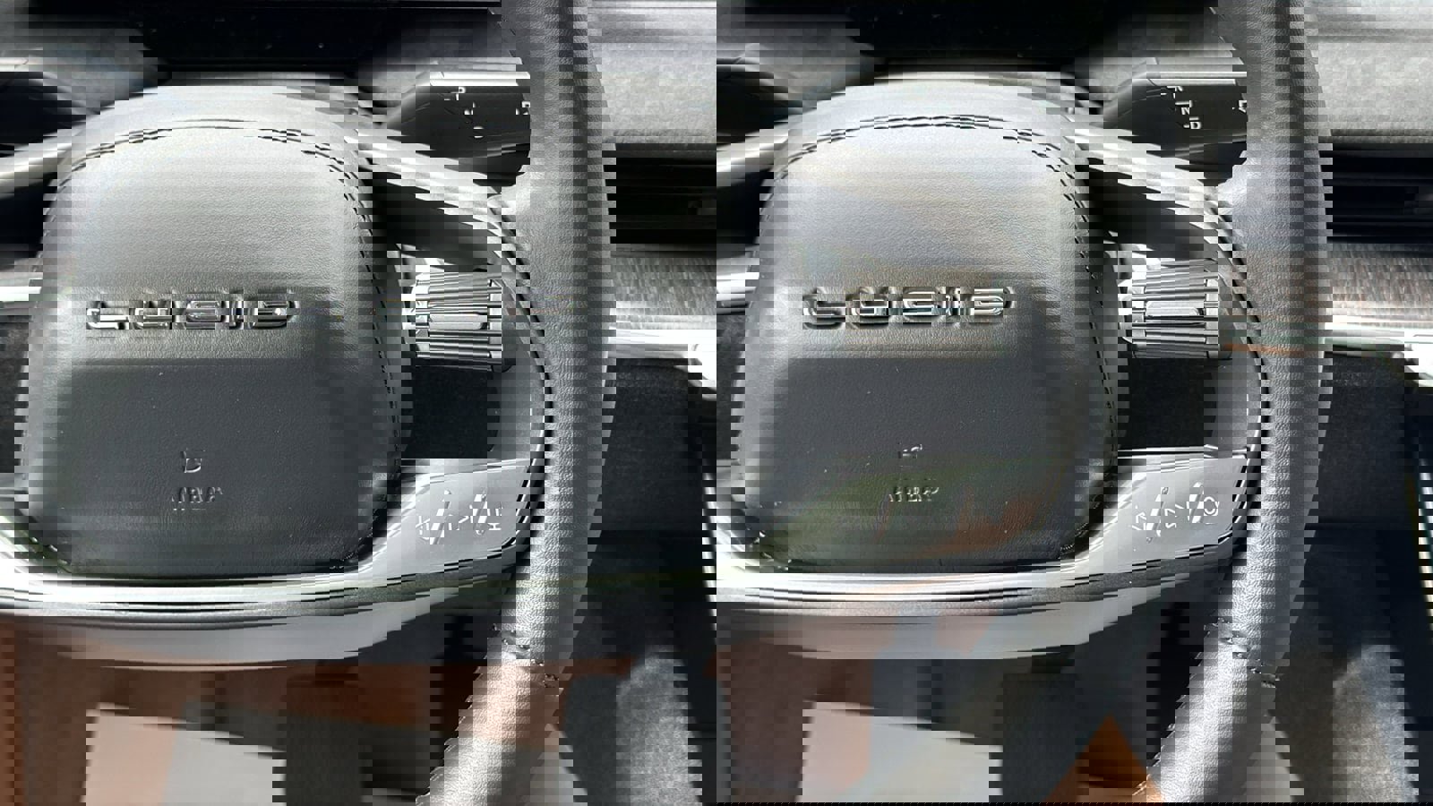 Used 2023 Lucid Air Grand Touring image 21