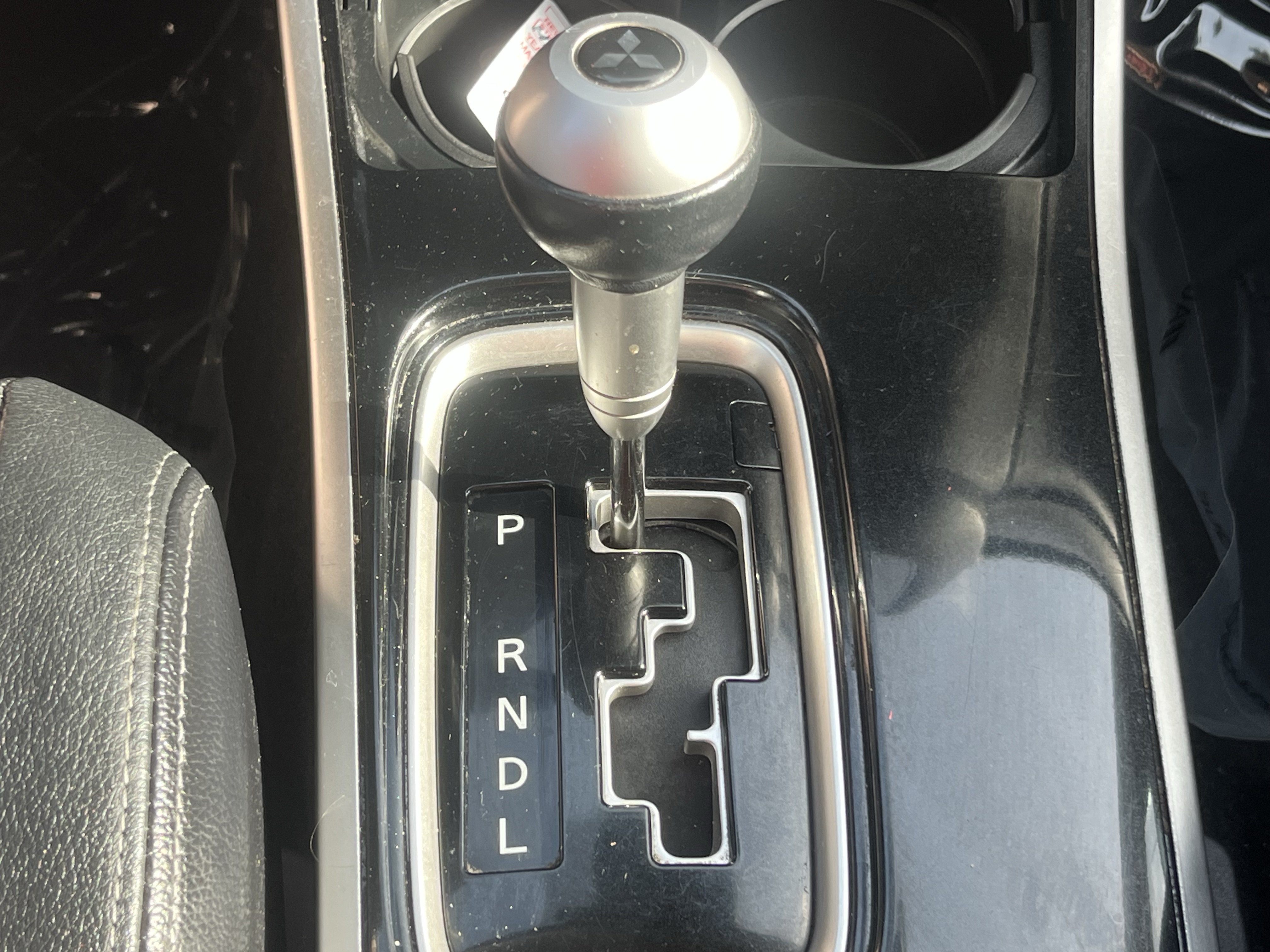 Used 2018 Mitsubishi Outlander GT AWD/4WD image 24