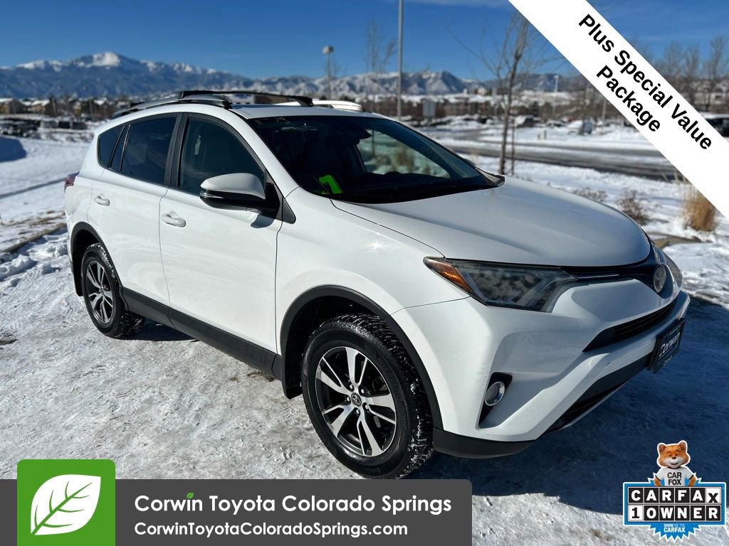 Used 2017 Toyota RAV4 XLE image 1