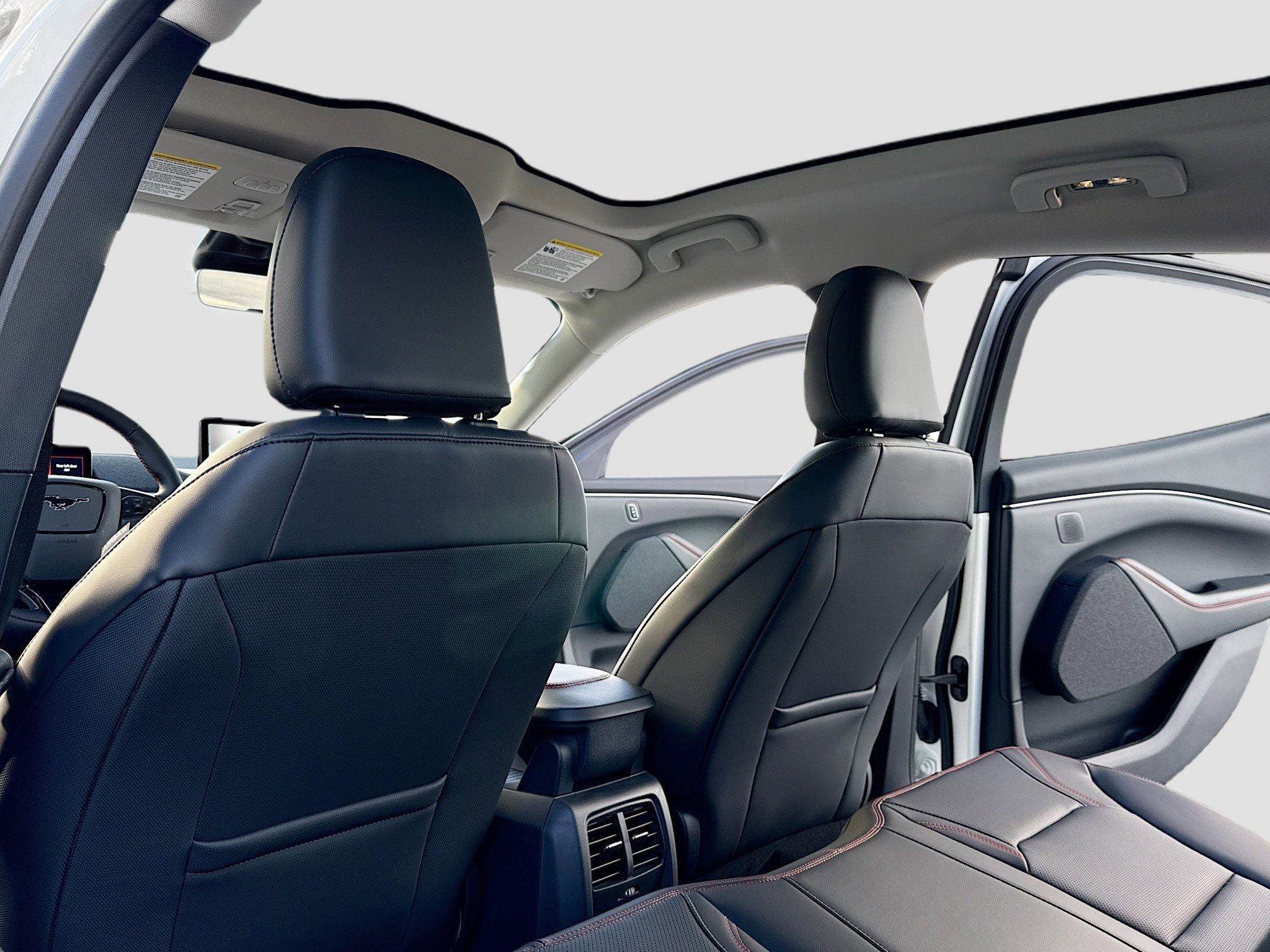 New 2025 Ford Mustang Mach-E Premium w/ Sport Appearance Package AWD/4WD image 6