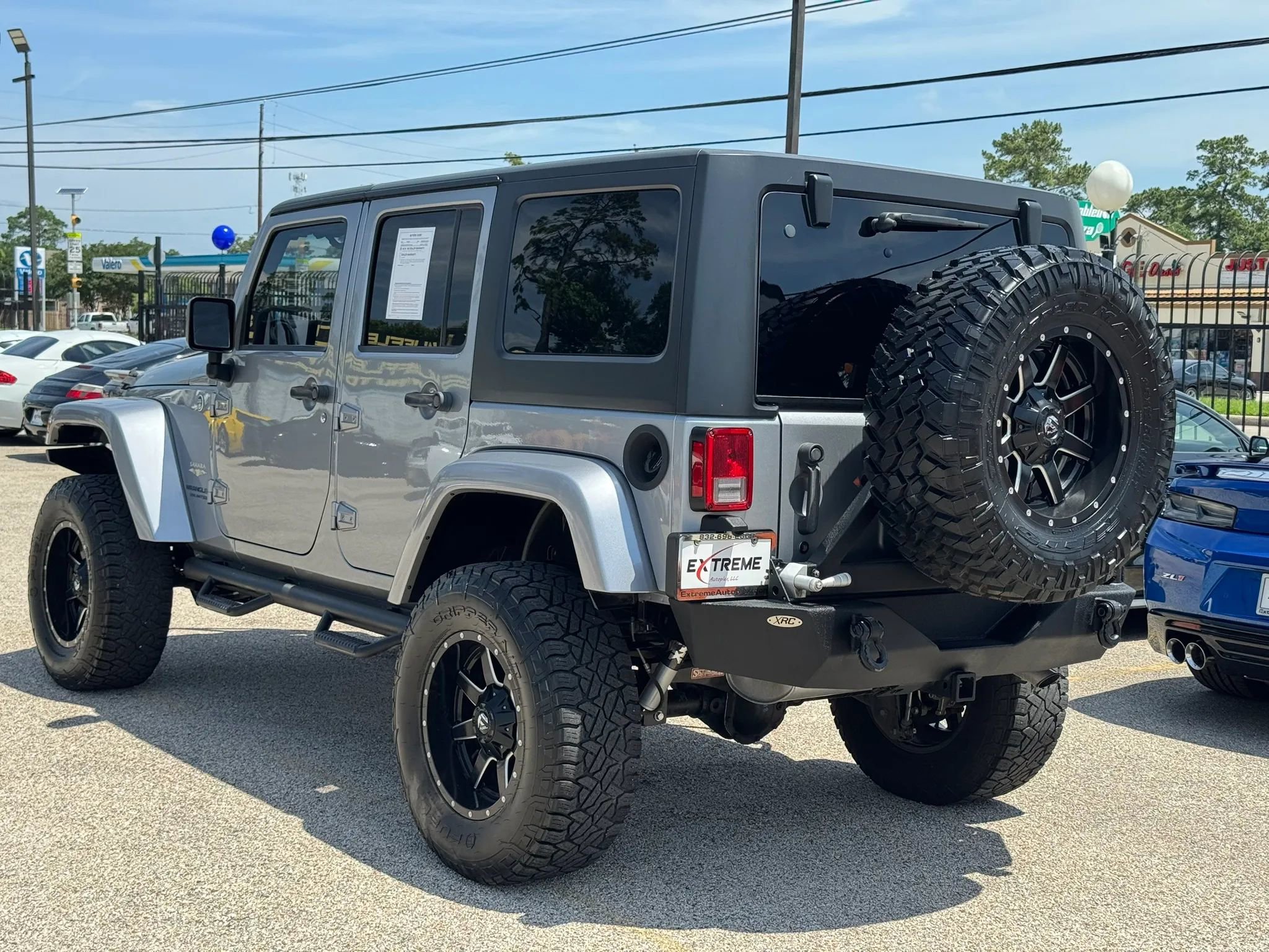 Used 2014 Jeep Wrangler Unlimited Sahara w/ Max Tow Package AWD/4WD image 8