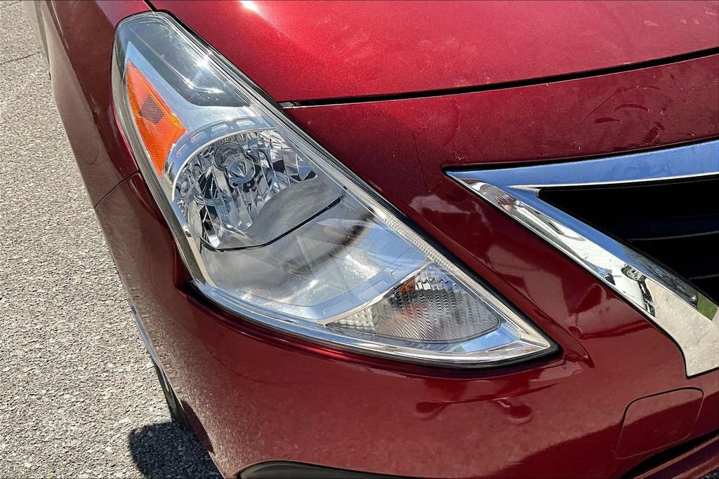Used 2019 Nissan Versa SV FWD image 28