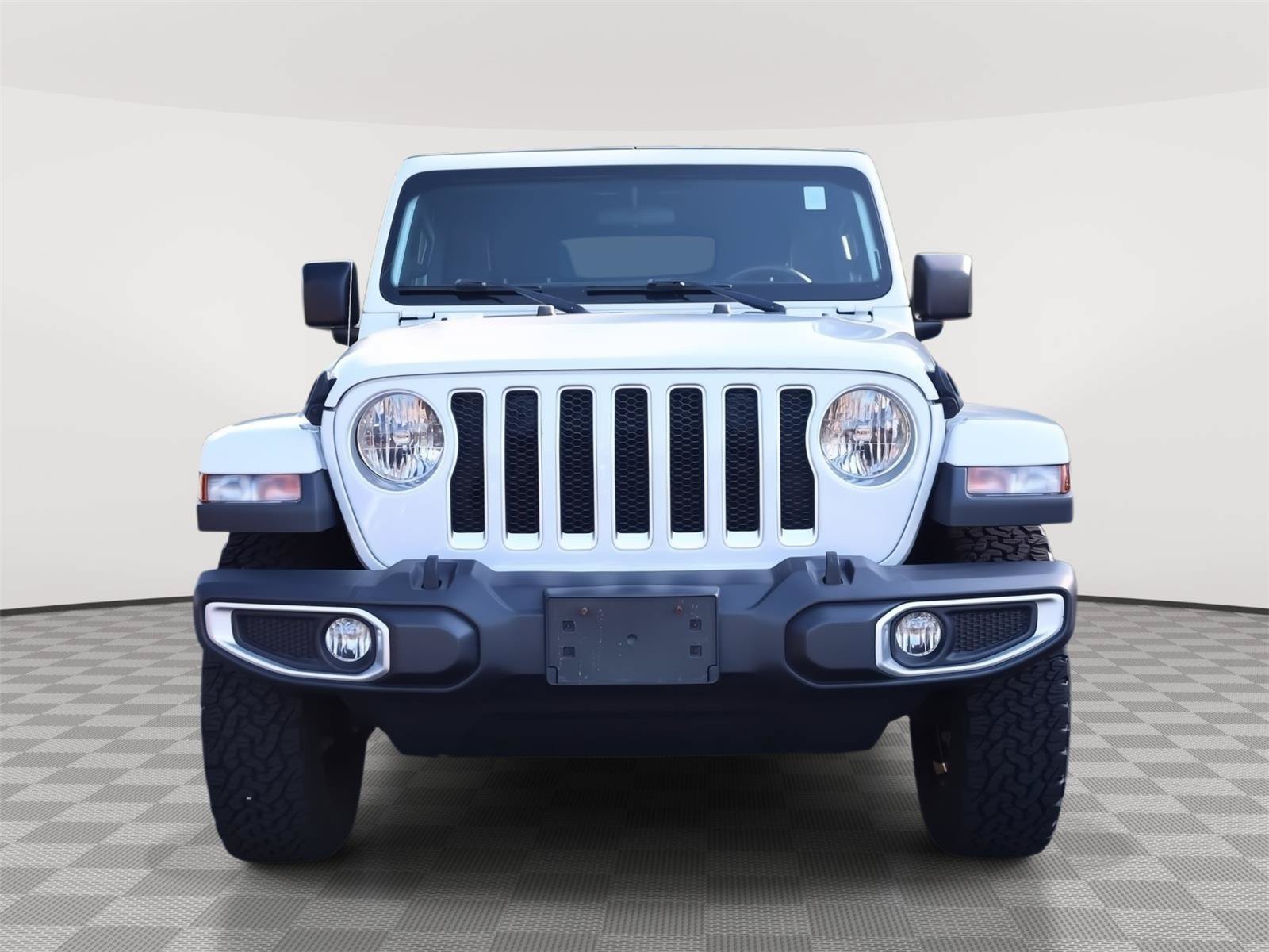 Used 2020 Jeep Wrangler Unlimited Sahara w/ Cold Weather Group AWD/4WD image 2