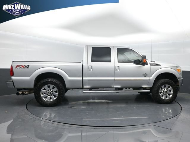 Used 2015 Ford F250 Lariat w/ Lariat Interior Package image 8