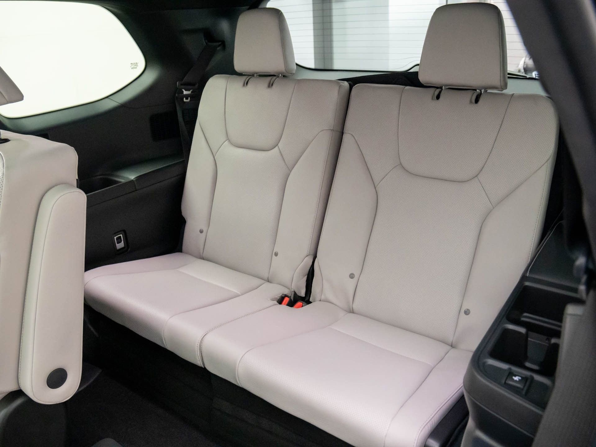 Used 2025 Lexus TX 350 AWD image 17