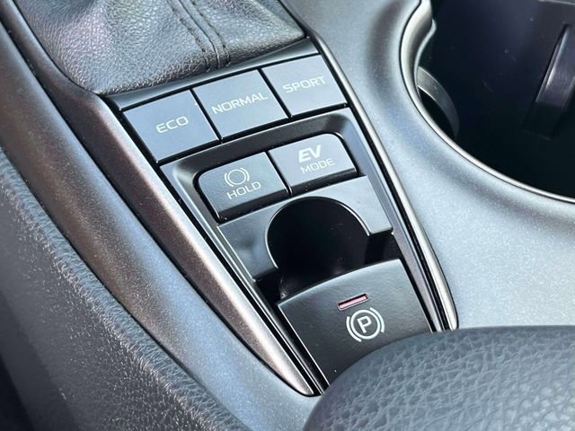 Certified 2023 Toyota Camry SE FWD image 35