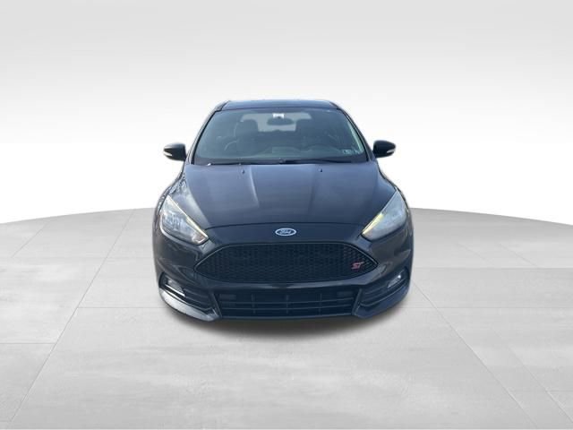 Used 2017 Ford Focus ST image 8