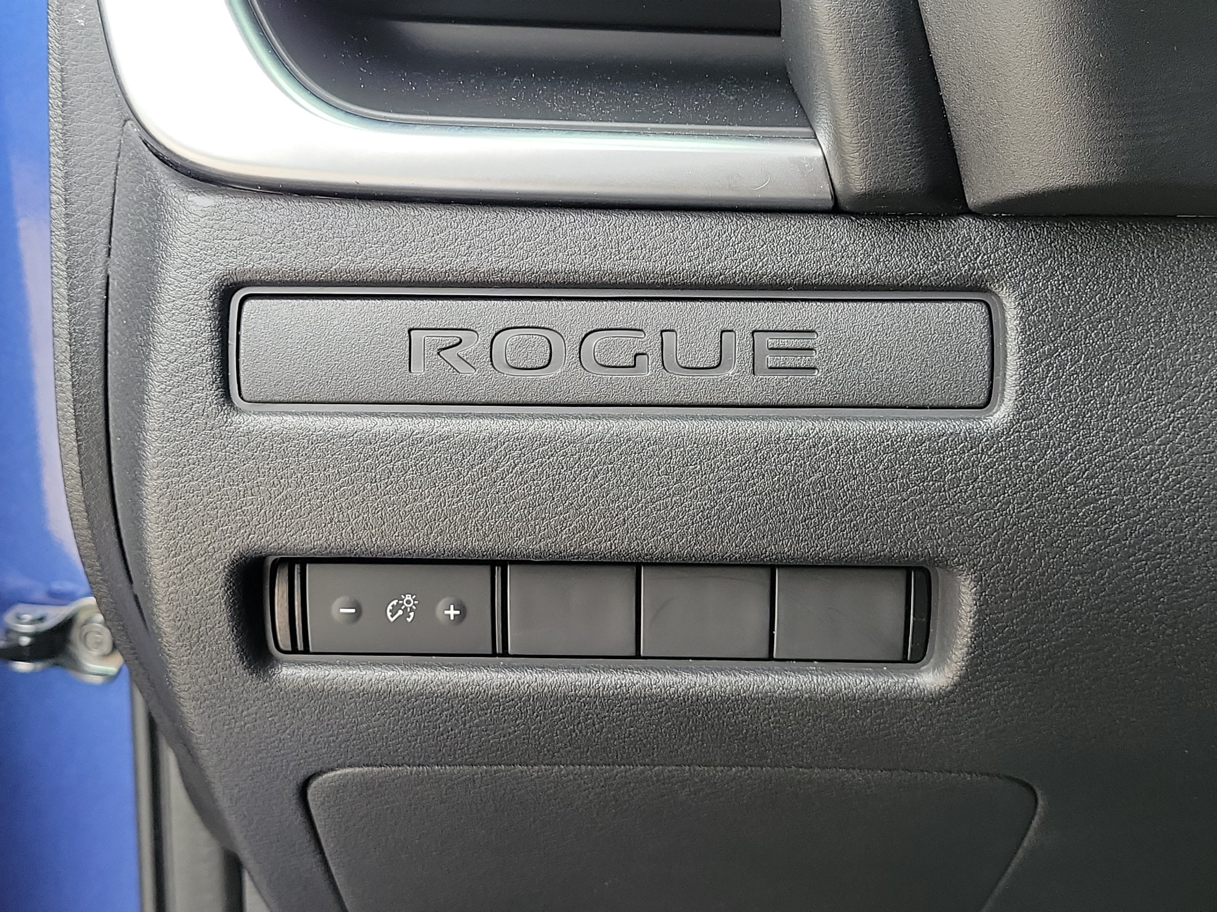 Certified 2022 Nissan Rogue S FWD image 31