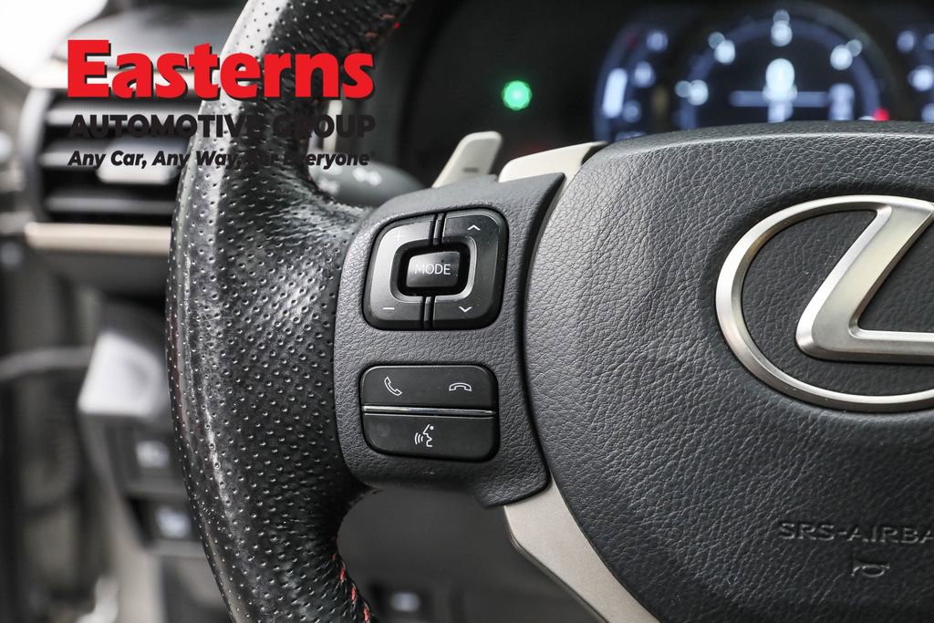 Used 2018 Lexus IS 300 AWD image 15