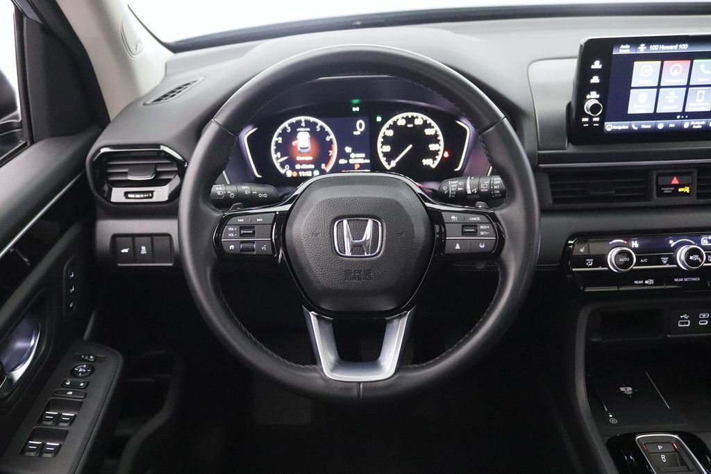 Used 2023 Honda Pilot Touring image 18
