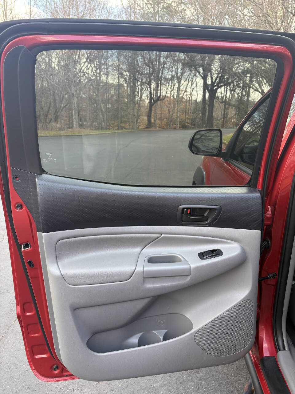 Used 2013 Toyota Tacoma PreRunner w/ Convenience Pkg RWD image 31