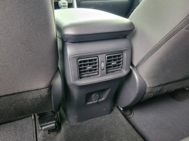 Used 2025 Toyota RAV4 LE image 28