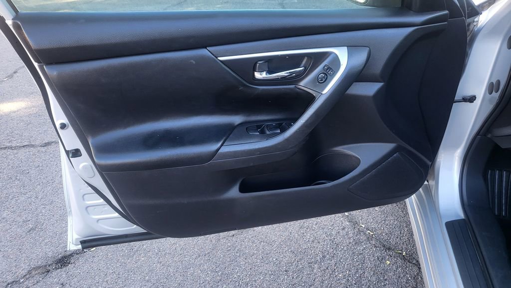 Used 2016 Nissan Altima 2.5 S w/ Power Driver Seat Package image 23