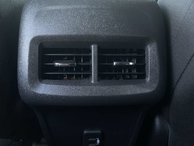 Used 2023 Chevrolet Equinox LT AWD/4WD image 21