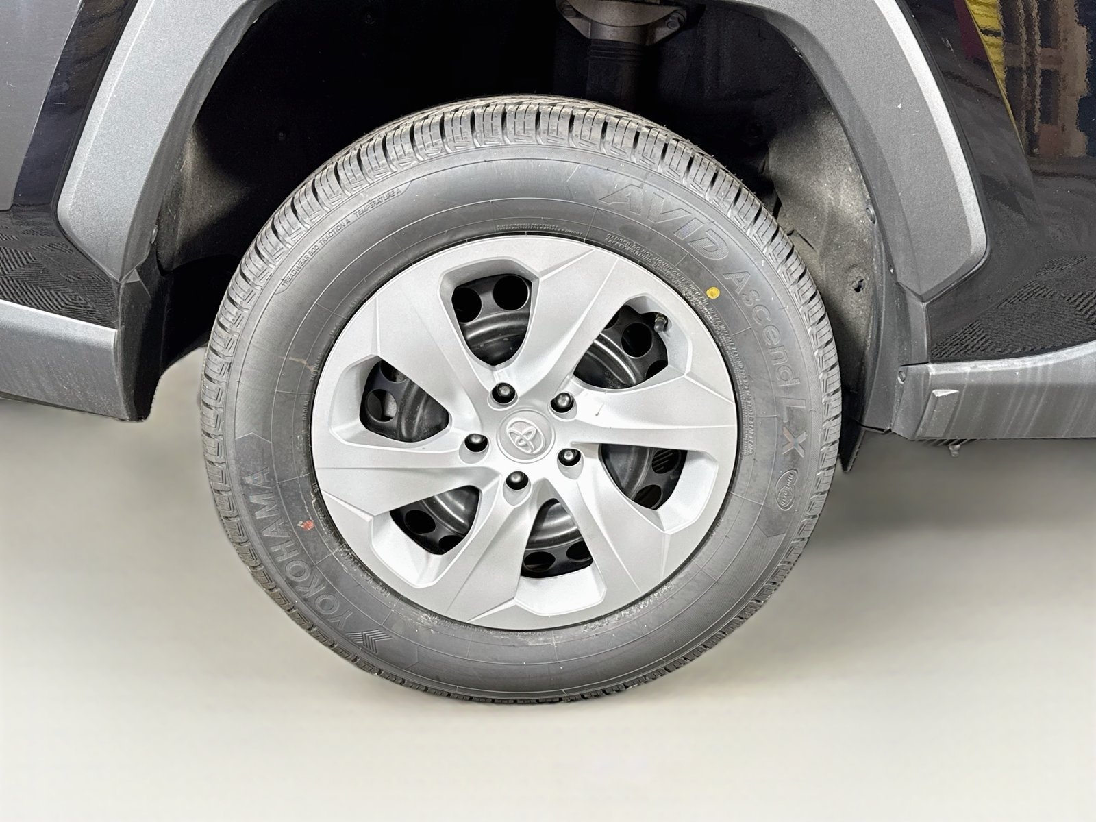Certified 2025 Toyota RAV4 LE FWD image 30