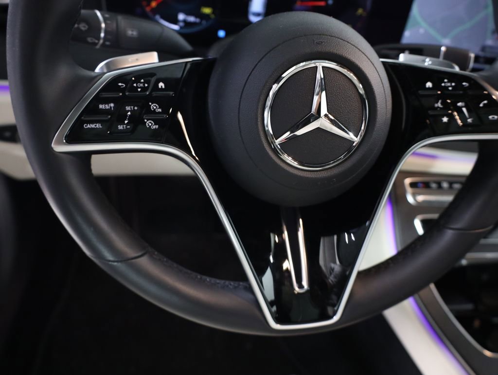Certified 2022 Mercedes-Benz E 350 4MATIC Sedan image 27
