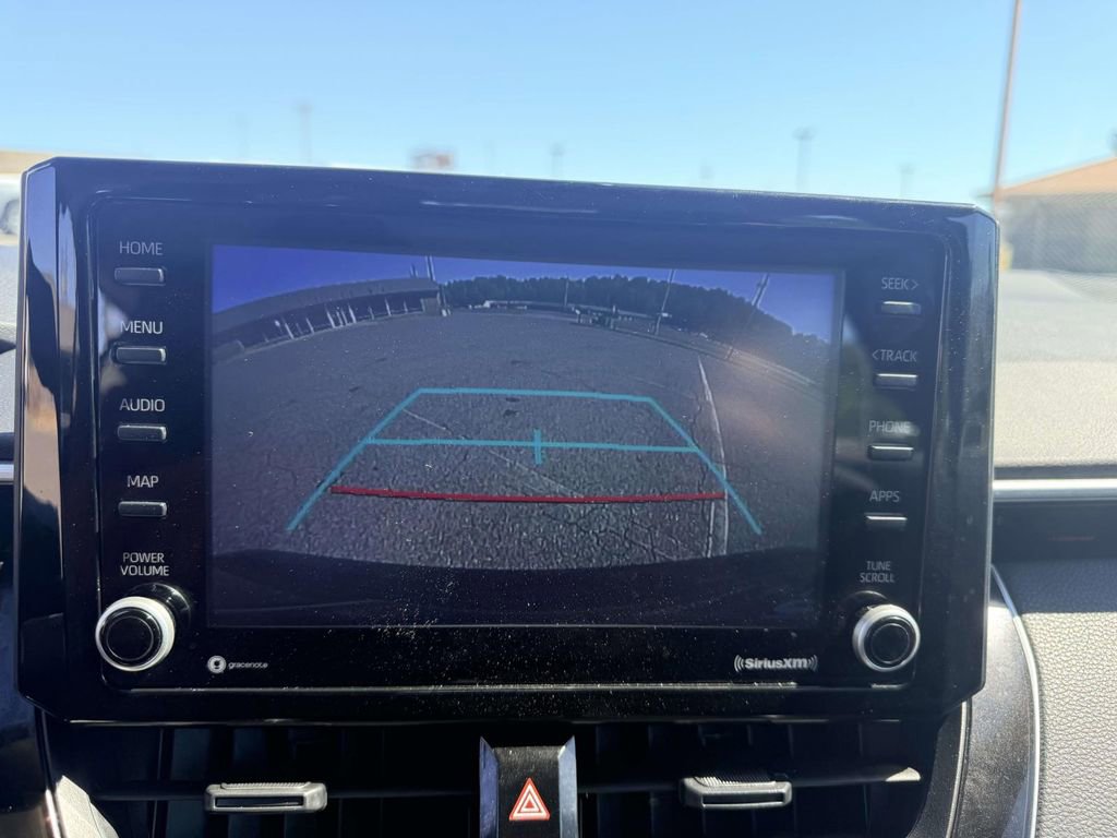 Used 2022 Toyota Corolla LE image 20
