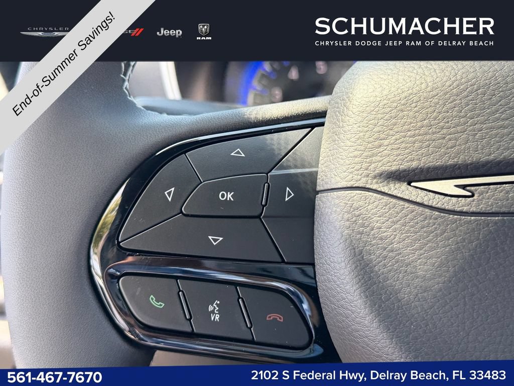 New 2027 Chrysler Pacifica Limited FWD image 23