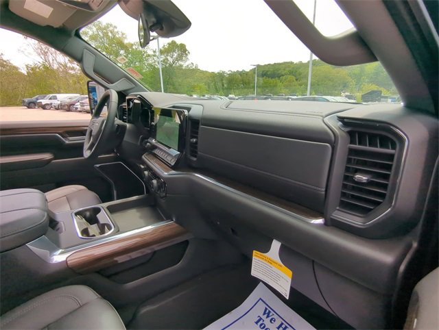 New 2025 Chevrolet Silverado 2500 LT image 29