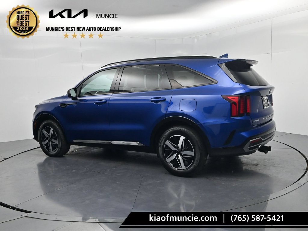 Certified 2021 Kia Sorento EX w/ Panoramic Sunroof Package FWD image 5