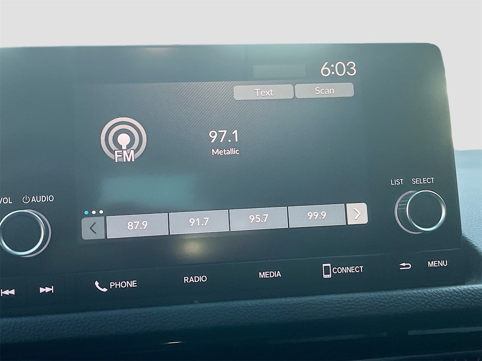 Used 2022 Honda Civic Sport image 14