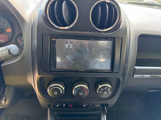 Used 2017 Jeep Patriot 4WD image 20