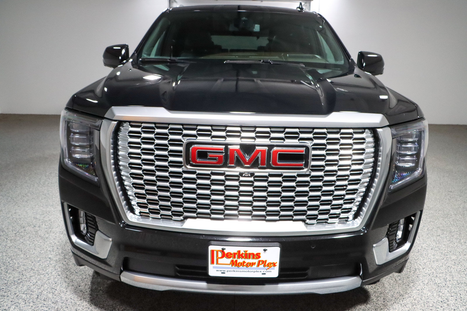 Used 2023 GMC Yukon Denali w/ Max Trailering Package AWD/4WD image 4