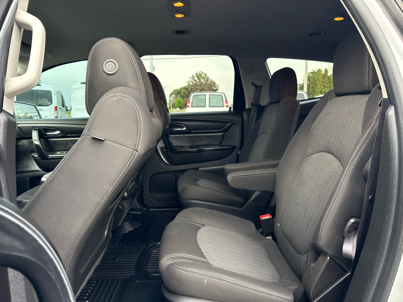 Used 2017 Chevrolet Traverse LT AWD/4WD image 19