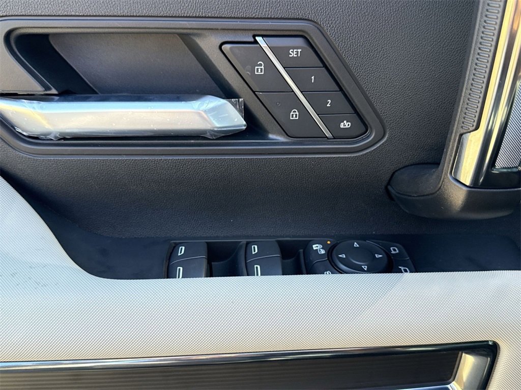 New 2026 GMC Hummer EV 4x4 Crew Cab image 15