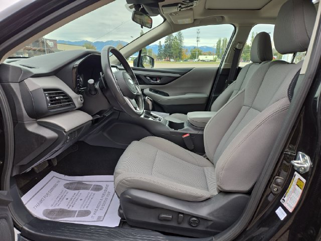 Used 2025 Subaru Legacy Premium AWD/4WD image 2
