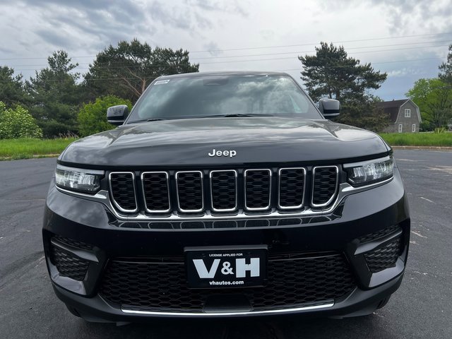 New 2025 Jeep Grand Cherokee Laredo X w/ Luxury Tech Group I image 10