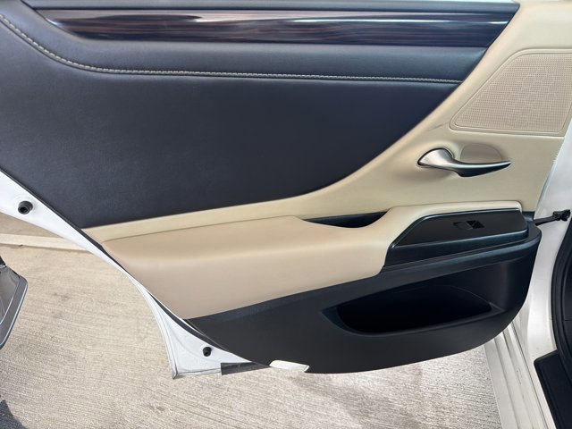 Certified 2020 Lexus ES 350 w/ Premium Package FWD image 14
