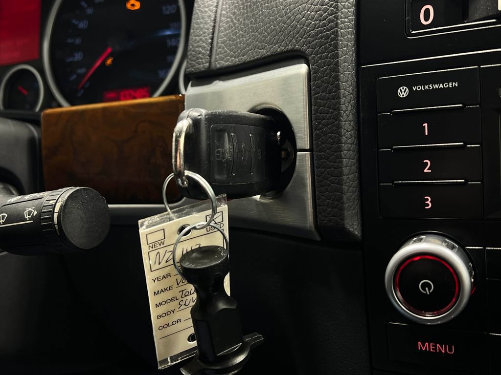 Used 2008 Volkswagen Touareg VR6 image 22