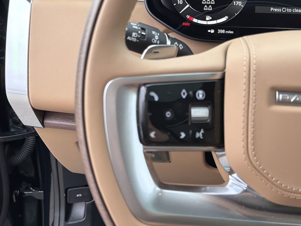 New 2026 Land Rover Range Rover Long Wheelbase SE image 23