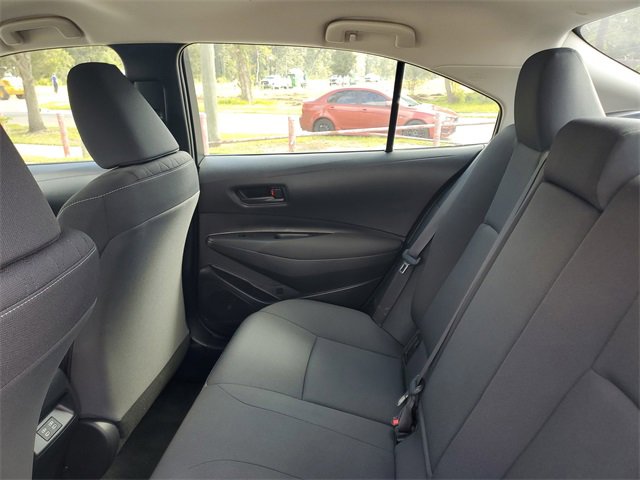 Used 2023 Toyota Corolla LE image 27