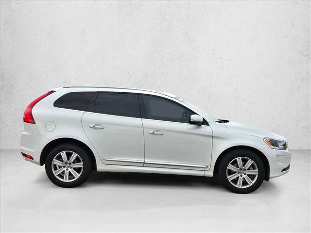Used 2017 Volvo XC60 T5 Inscription w/ Advanced Package image 4