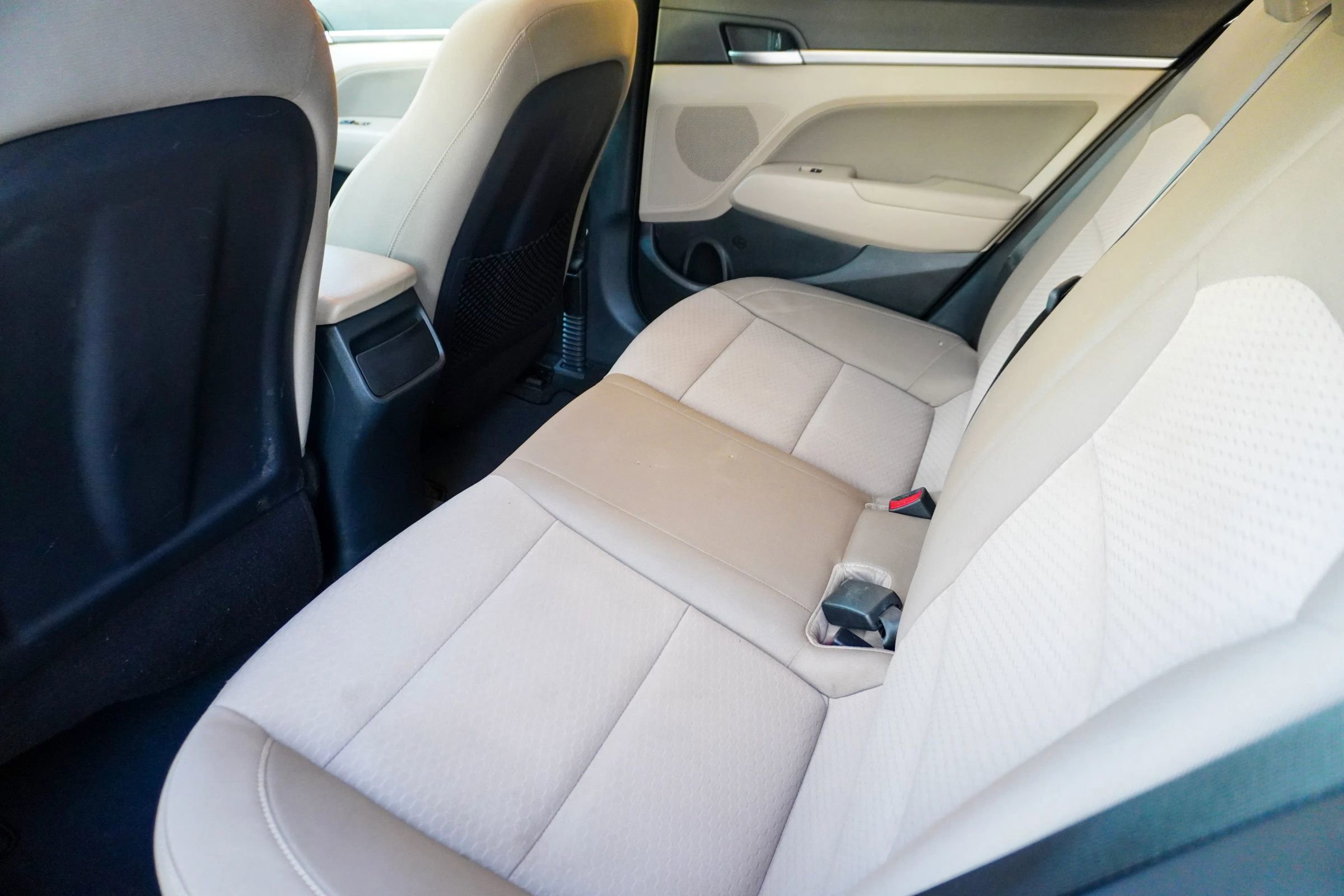 Used 2020 Hyundai Elantra ECO image 20