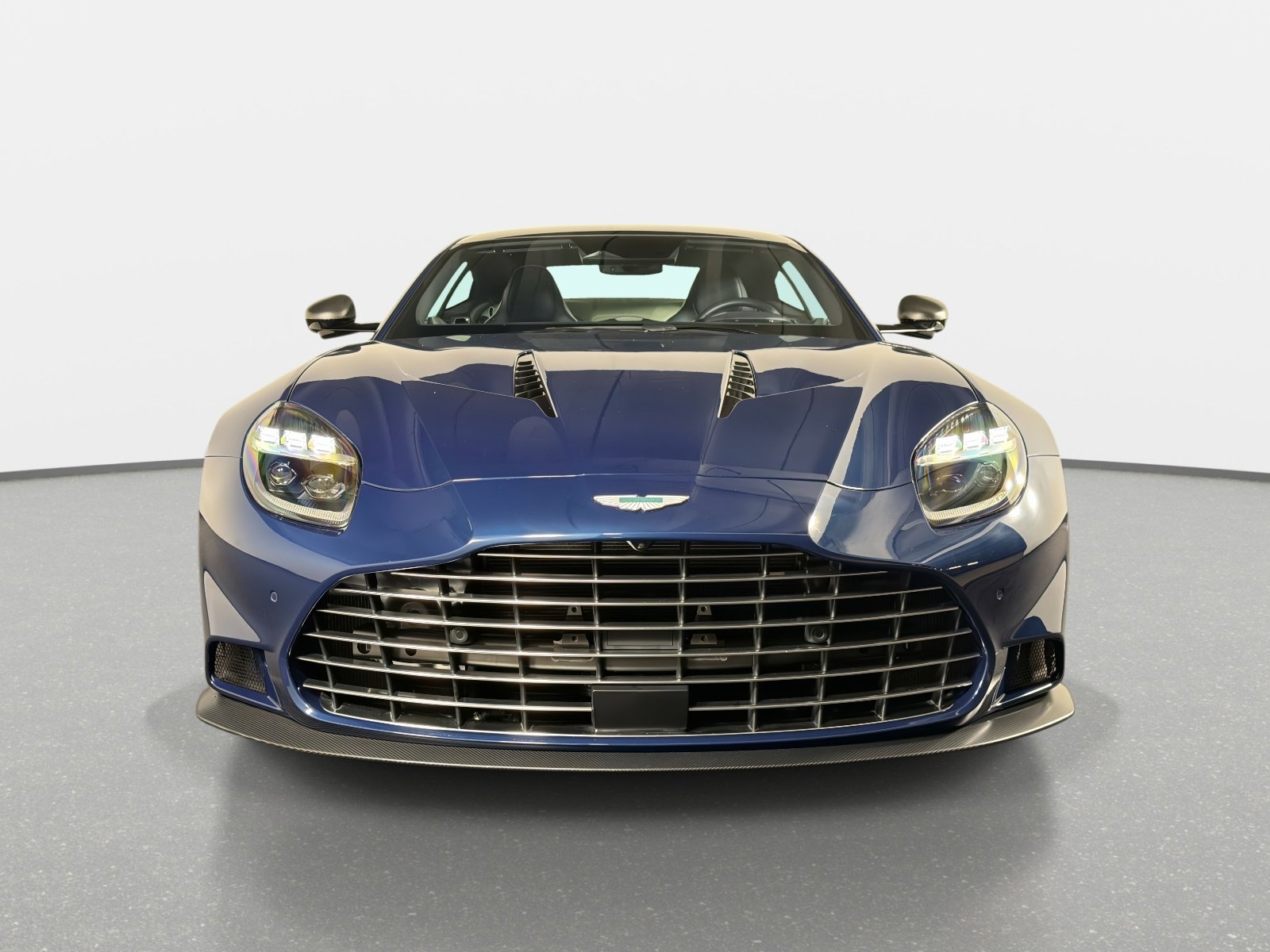 Used 2025 Aston Martin Vanquish image 23