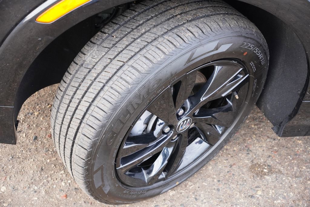 Certified 2024 Buick Encore GX Sport Touring image 14