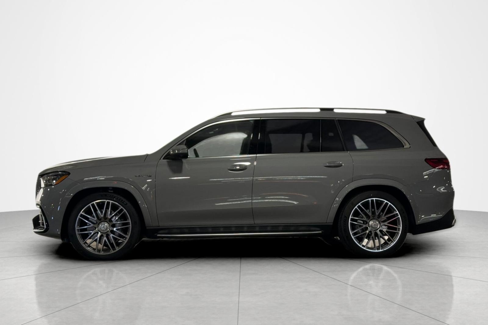 New 2026 Mercedes-Benz GLS 63 AMG 4MATIC image 2