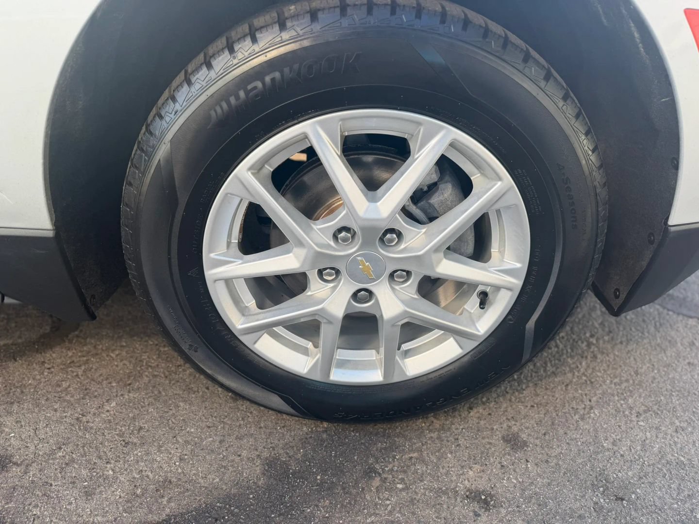 Used 2022 Chevrolet Equinox LS AWD/4WD image 39