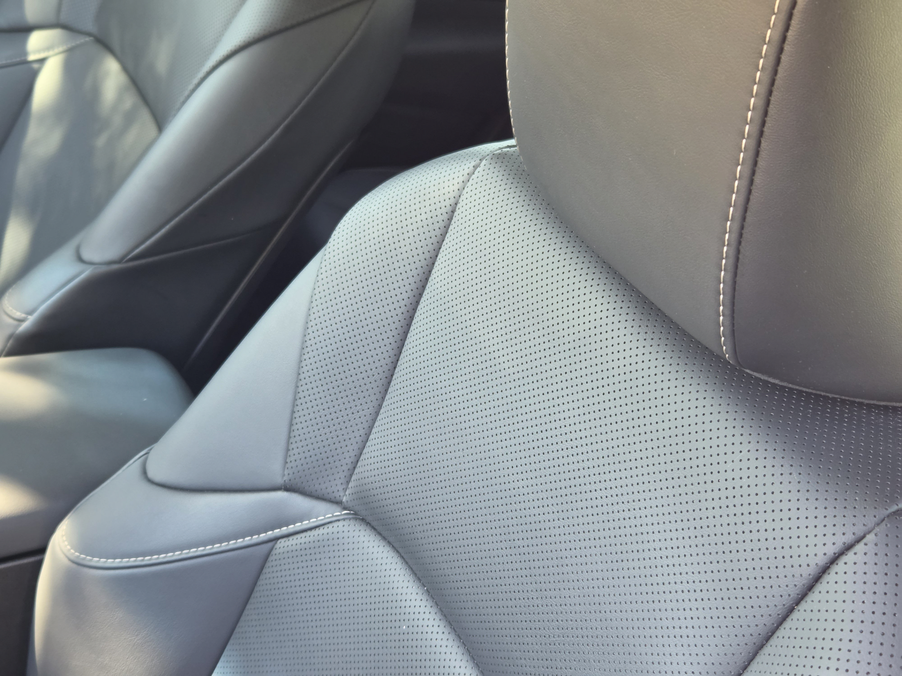 Certified 2024 Lexus ES 350 w/ Premium Package FWD image 7