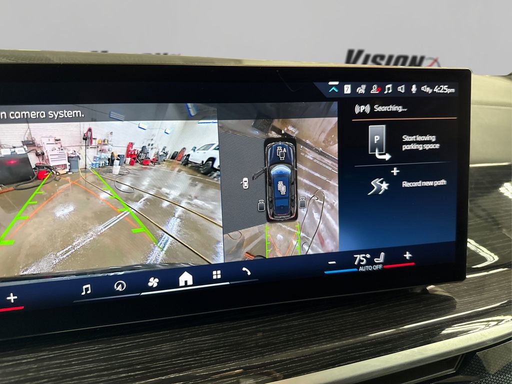 Certified 2025 BMW X7 xDrive40i w/ M Sport Package image 36